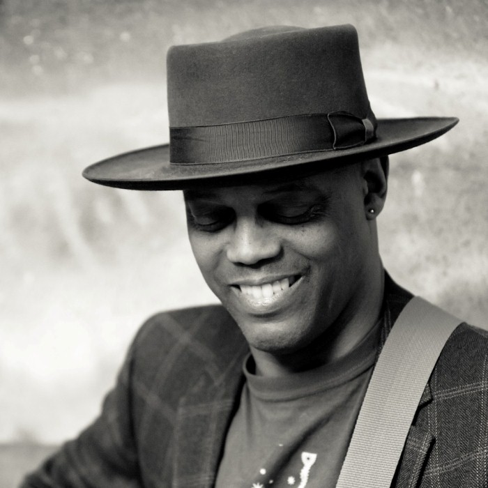 Eric Bibb