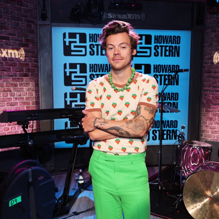 2022-05-18: The Howard Stern Show: New York, NY, USA