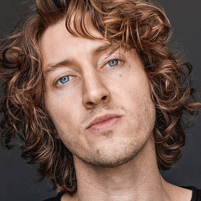 Dean Lewis
